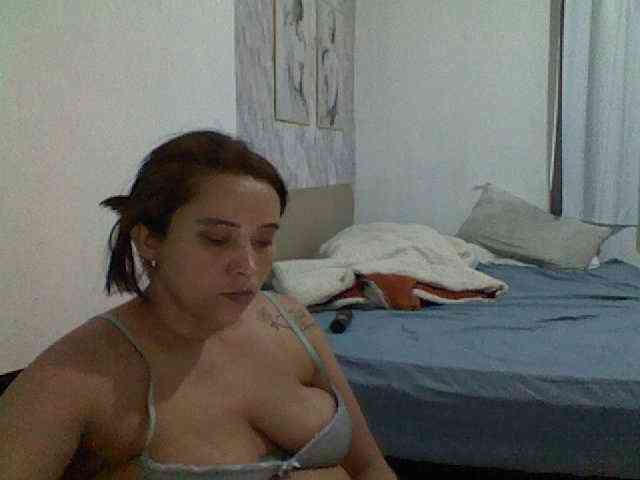BiaDelicia webcam