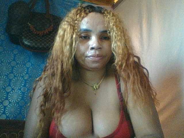 Amanah from BongaCams is Freechat