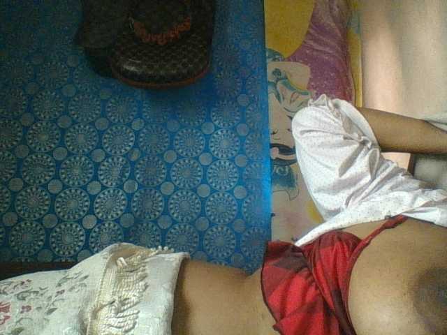 Amanah from BongaCams