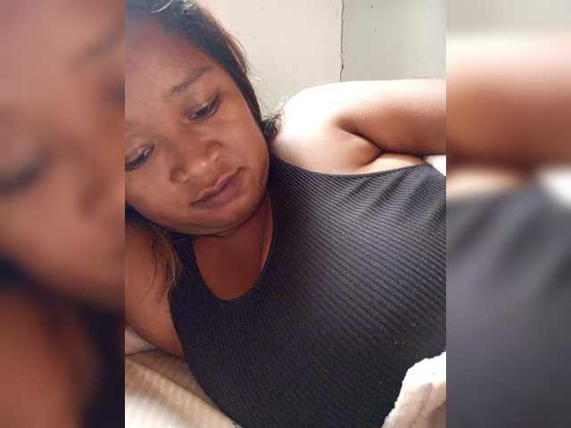 Ilounah from BongaCams