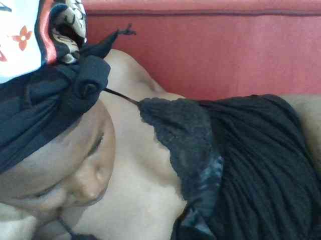 Prettyasshole1 webcam