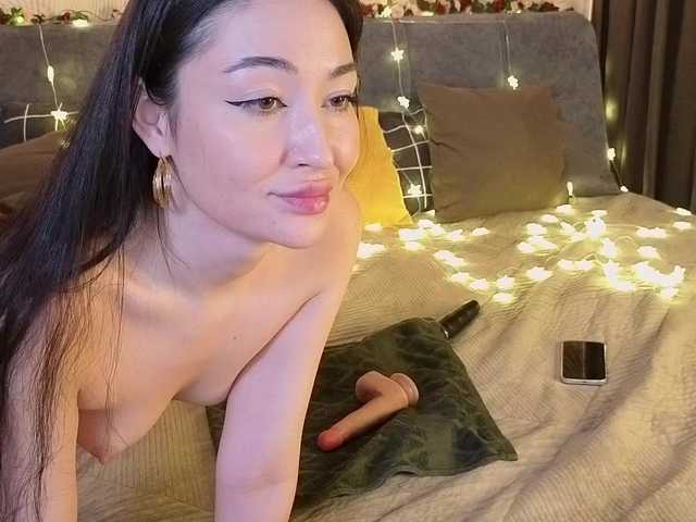 MilaYumi's BongaCams show and profile