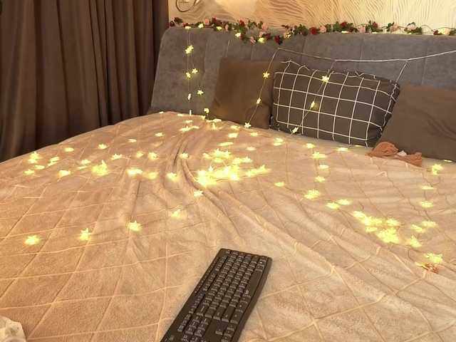 MilaYumi – webcam model profile photo