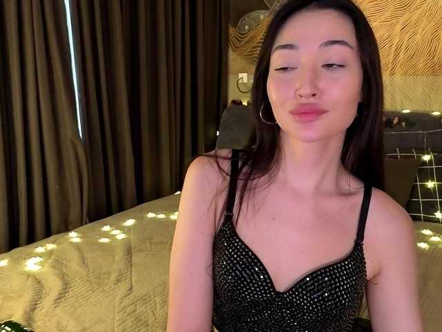 MilaYumi's BongaCams show and profile