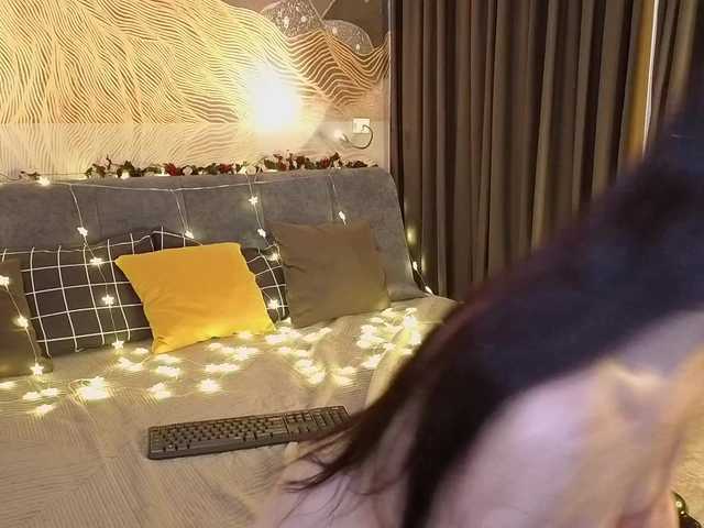 MilaYumi's BongaCams show and profile