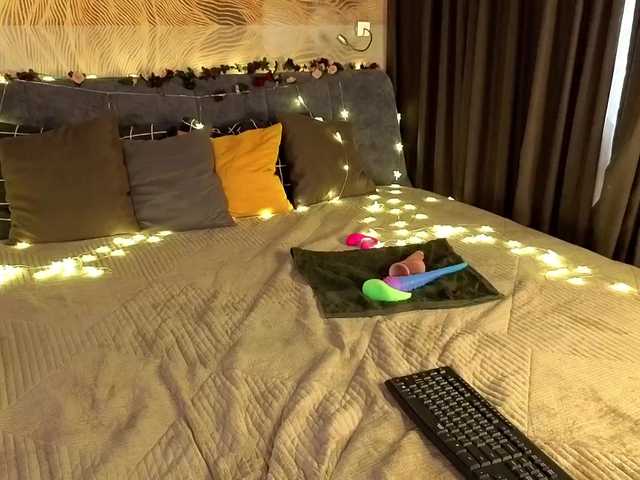 MilaYumi's BongaCams show and profile