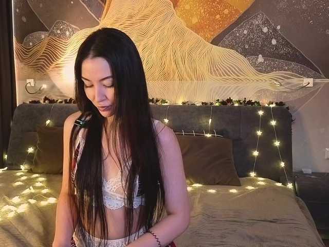 MilaYumi's BongaCams show and profile