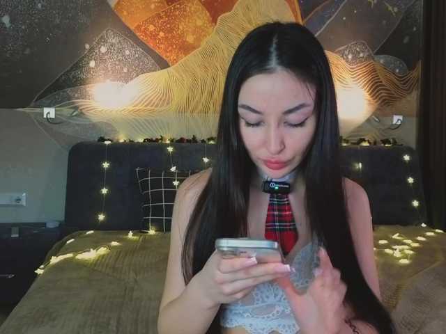 MilaYumi's BongaCams show and profile