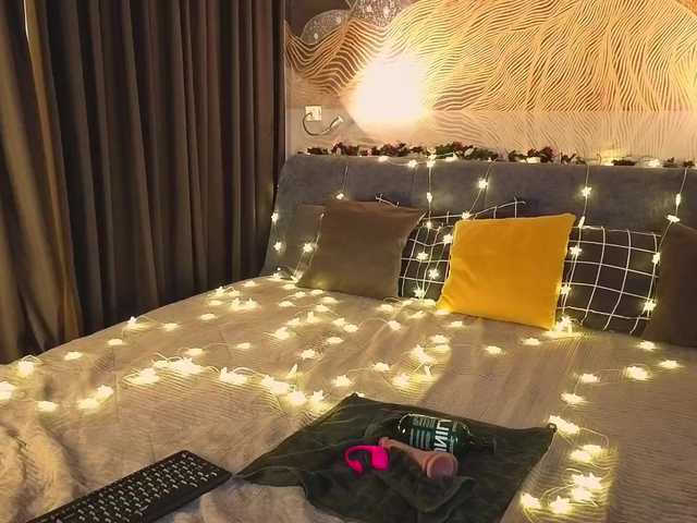 MilaYumi's BongaCams show and profile