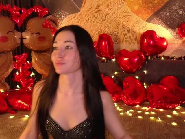 MilaYumi — Naked and Play in Private)