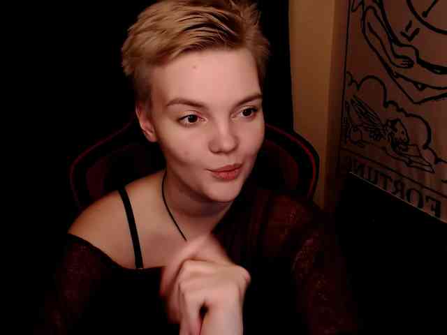 KrisNeal webcam