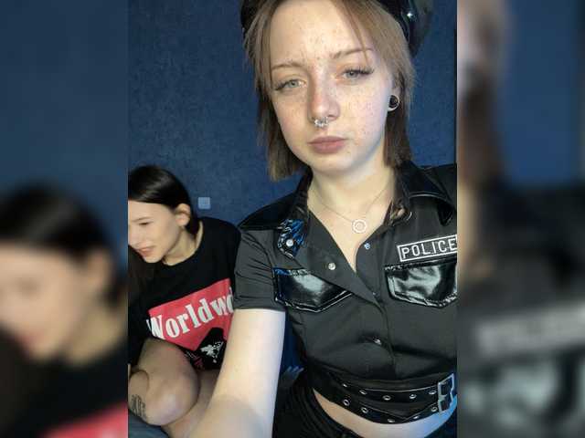 AnmiXHot from BongaCams