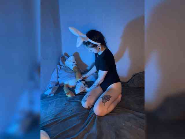 AnmiXHot Live Webcam on BongaCams