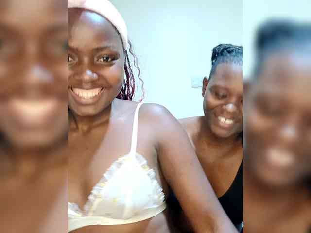 Sweetgirlsduo webcam