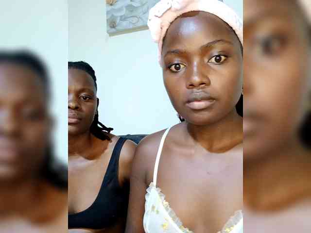 Sweetgirlsduo webcam