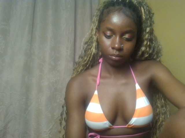 Sexykitten1 webcam bongacams model stream image