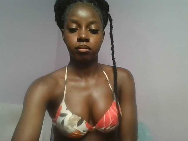 Sexykitten1 webcam bongacams model stream image