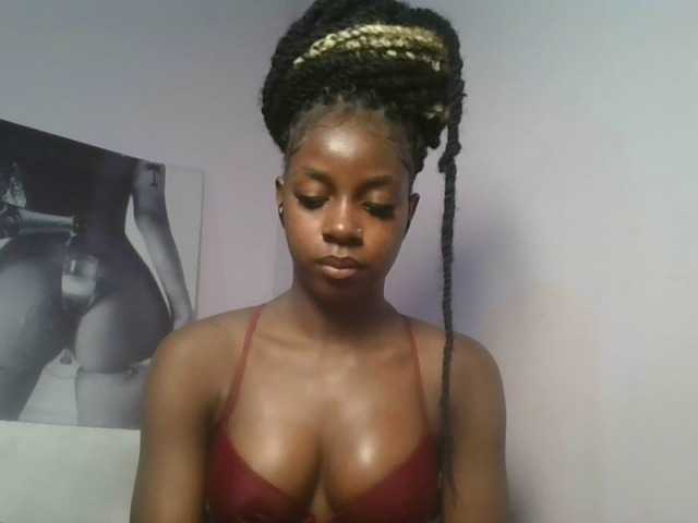 Sexykitten1 webcam bongacams model stream image