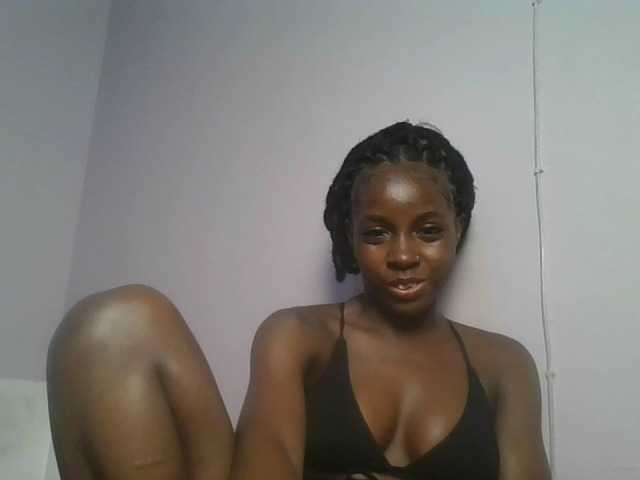 Sexykitten1 webcam bongacams model stream image