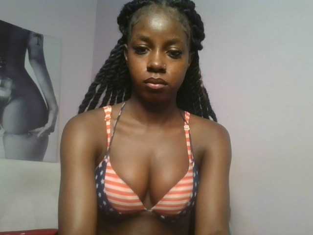 Sexykitten1 webcam bongacams model stream image