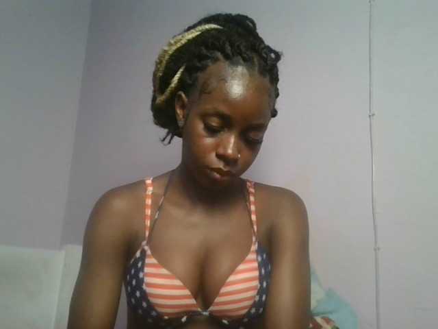 Sexykitten1 webcam bongacams model stream image