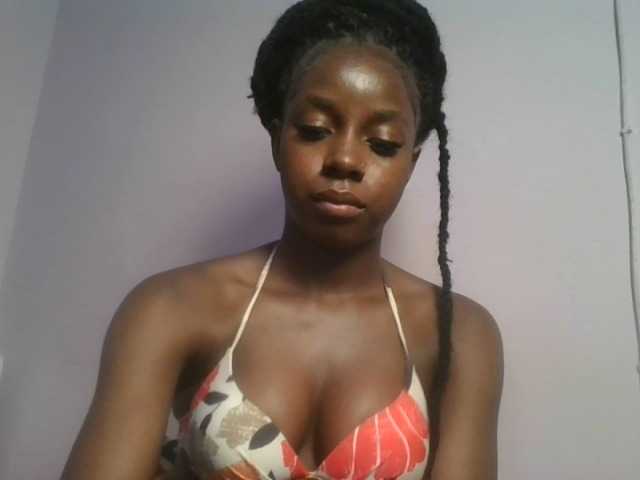 Sexykitten1 webcam bongacams model stream image