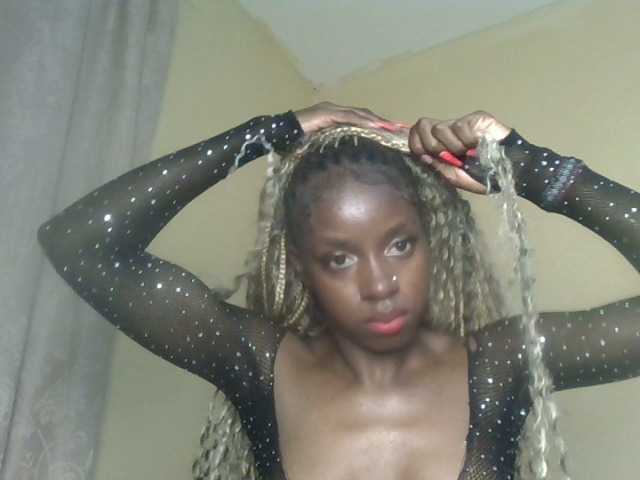 Sexykitten1 webcam bongacams model stream image