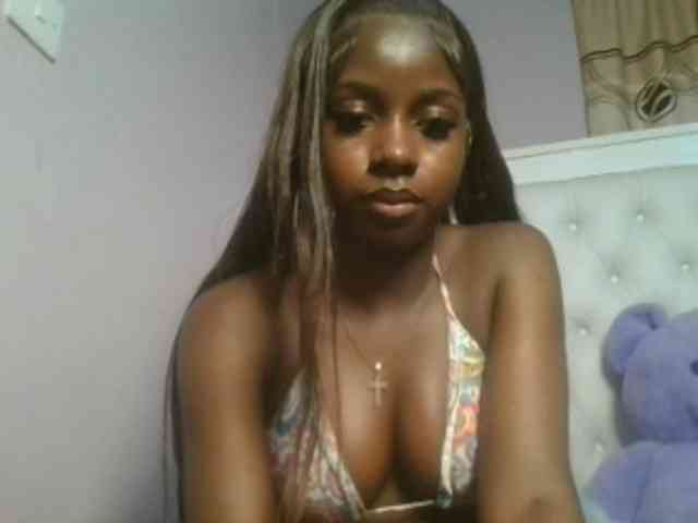 Sexykitten1 Live Webcam on BongaCams