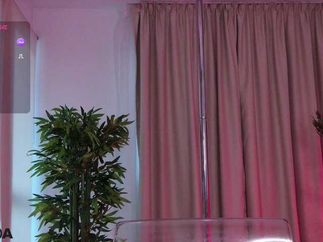 SidneyPuff's BongaCams show and profile