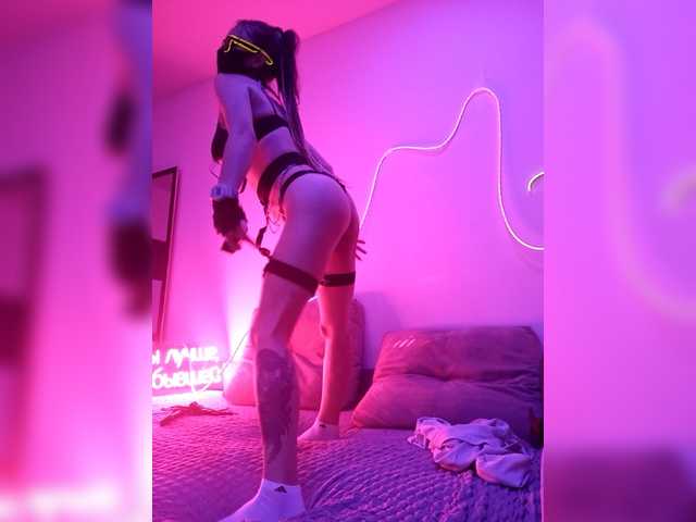 Neonxxx from BongaCams