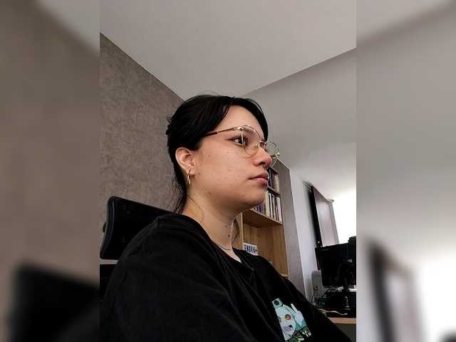 LeeZoldyck's BongaCams show and profile