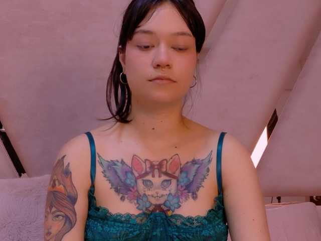 LeeZoldyck's BongaCams show and profile