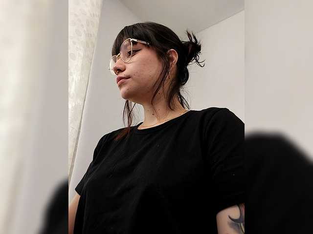 LeeZoldyck's BongaCams show and profile