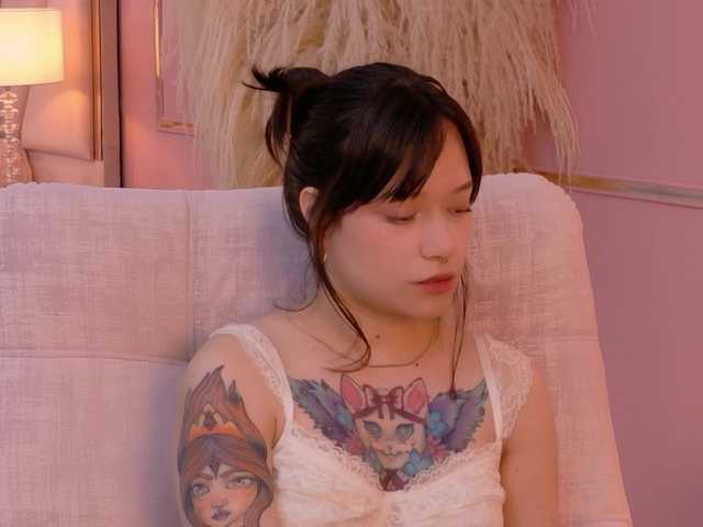 LeeZoldyck's BongaCams show and profile