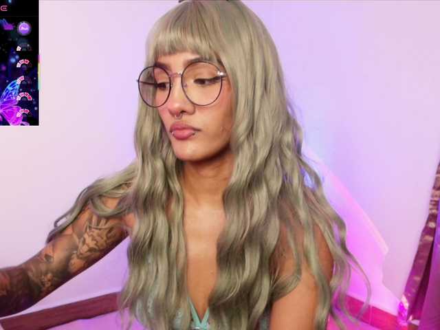  ToriValentine chat room