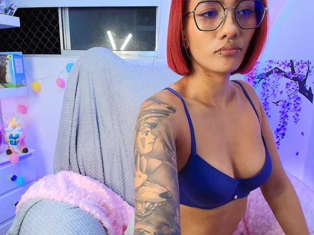 ToriValentine's BongaCams show and profile