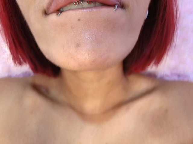 ToriValentine's BongaCams show and profile