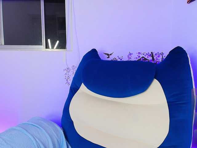 ToriValentine's BongaCams show and profile