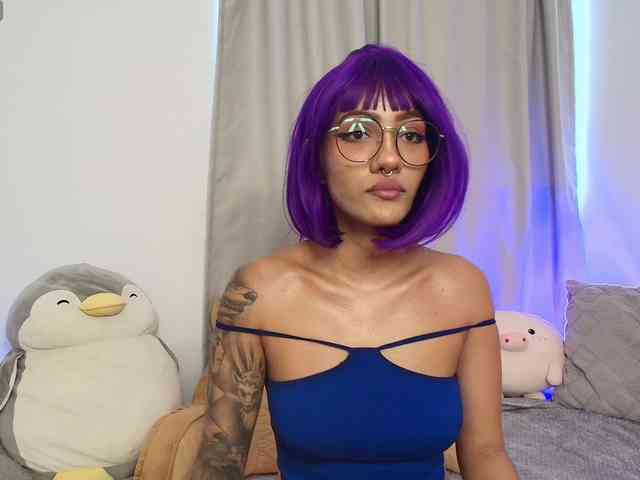 ToriValentine webcam