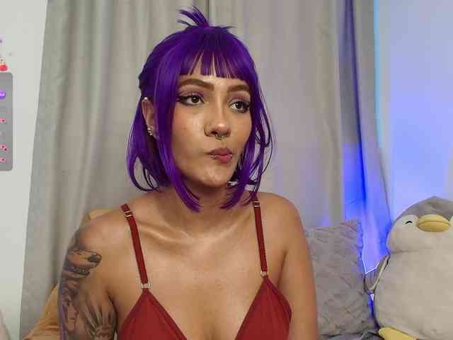 ToriValentine webcam