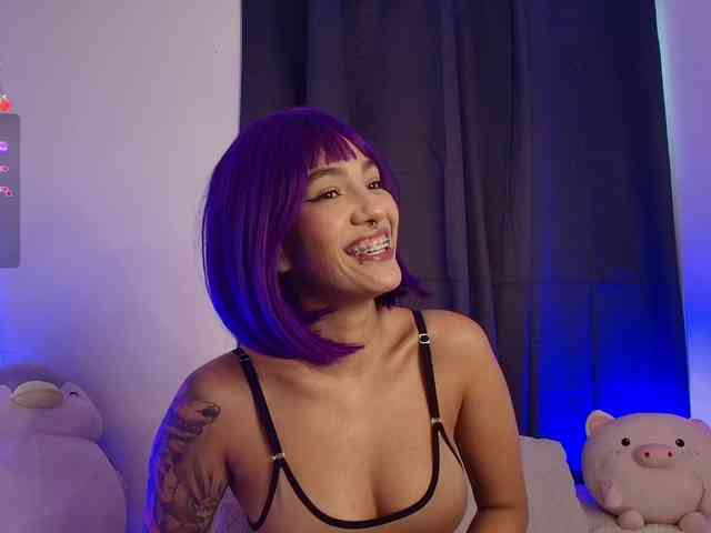 ToriValentine webcam