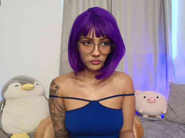 ToriValentine webcam