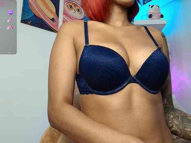 ToriValentine webcam