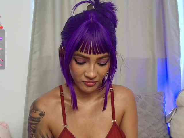 ToriValentine webcam