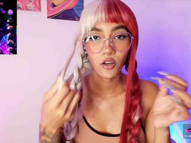 ToriValentine webcam