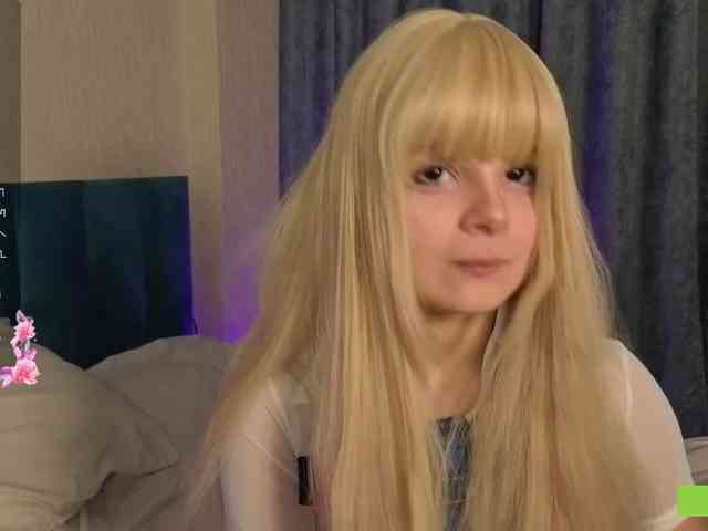 Charlotte-mitchelle webcam