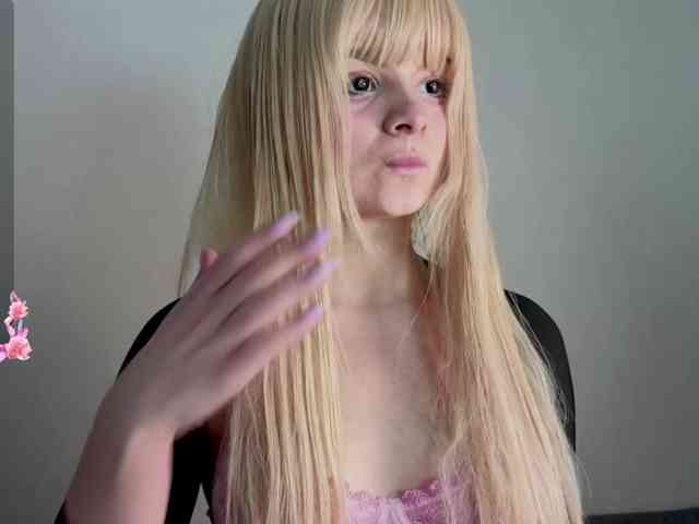 Charlotte-mitchelle webcam