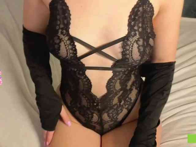 Charlotte-mitchelle webcam