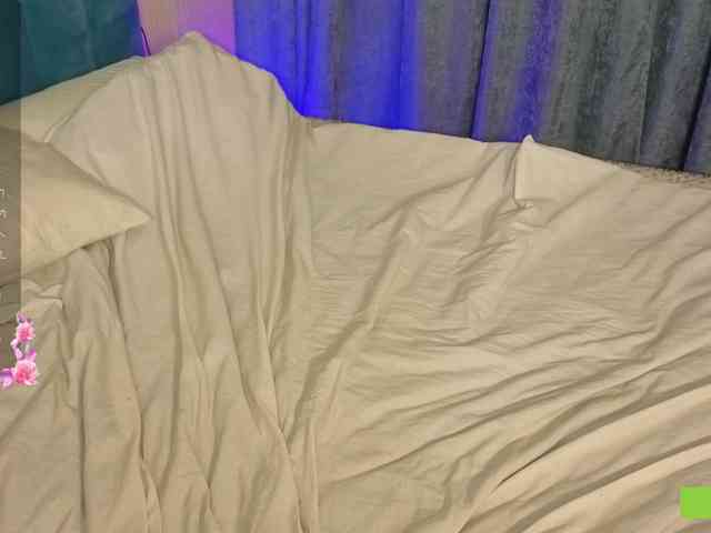 Charlotte-mitchelle webcam