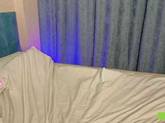 Charlotte-mitchelle webcam